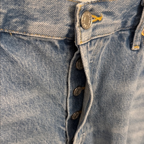 NWT Agolde Anthropologie Light Blue Distressed Jean Shorts - Picture 2 of 3